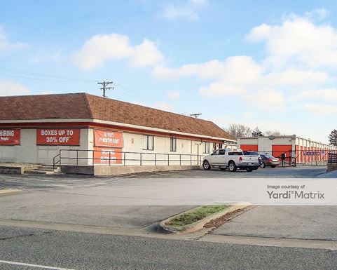 Source URL: https://cdnsc.rentcafe.com/dmslivecafe/3/1070523/1070523-1-3.jpg?width=-1&height=385&quality=80