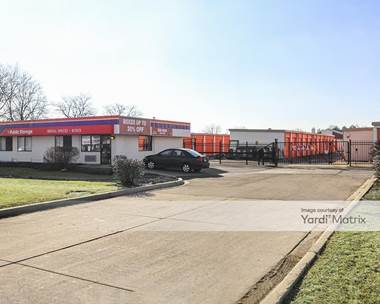 Storage Units for Rent available at 1385 East Dundee Road, Palatine, IL 60074