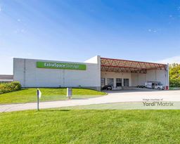 Image for Extra Space Storage - 27944 Bradley Road, Libertyville, IL