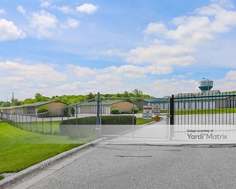 Source URL: https://cdnsc.rentcafe.com/dmslivecafe/3/1070562/1070562-1-5.jpg?width=-1&height=385&quality=80