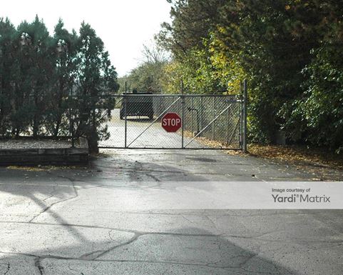 Source URL: https://cdnsc.rentcafe.com/dmslivecafe/3/1070583/1070583-1-2.jpg?width=-1&height=385&quality=80