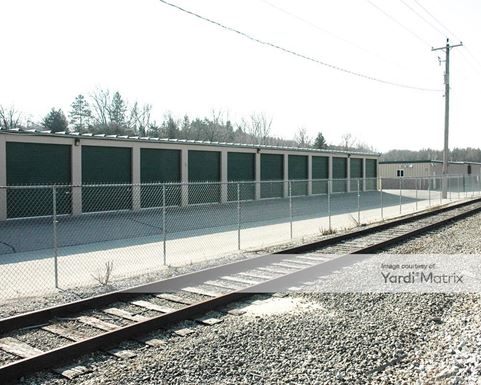 Source URL: https://cdnsc.rentcafe.com/dmslivecafe/3/1070599/1070599-1-4.jpg?width=-1&height=385&quality=80