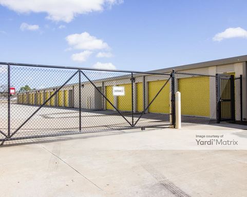 Source URL: https://cdnsc.rentcafe.com/dmslivecafe/3/1070606/1070606-1-2.jpg?width=-1&height=385&quality=80