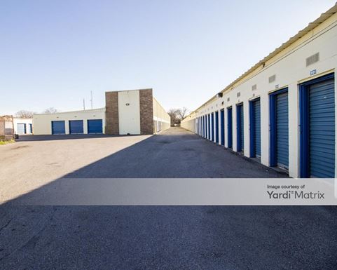 Source URL: https://cdnsc.rentcafe.com/dmslivecafe/3/1070608/1070608-1-5.jpg?width=-1&height=385&quality=80