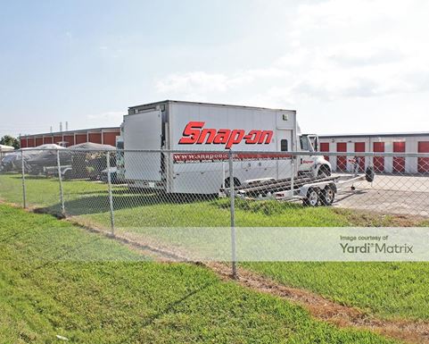 Source URL: https://cdnsc.rentcafe.com/dmslivecafe/3/1070616/1070616-1-4.jpg?width=-1&height=385&quality=80