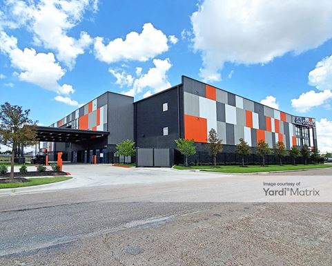 Source URL: https://cdnsc.rentcafe.com/dmslivecafe/3/1070617/1070617-1-3.jpg?width=-1&height=385&quality=80