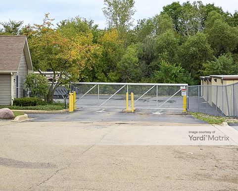 Source URL: https://cdnsc.rentcafe.com/dmslivecafe/3/1070635/1070635-1-3.jpg?width=-1&height=385&quality=80