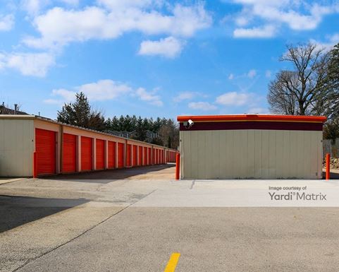 Source URL: https://cdnsc.rentcafe.com/dmslivecafe/3/1070644/1070644-1-2.jpg?width=-1&height=385&quality=80