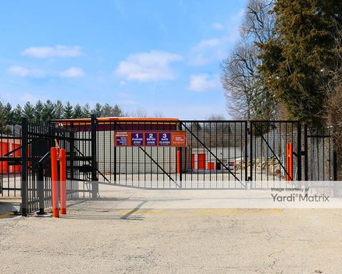 Source URL: https://cdnsc.rentcafe.com/dmslivecafe/3/1070644/1070644-1-4.jpg?width=-1&height=385&quality=80