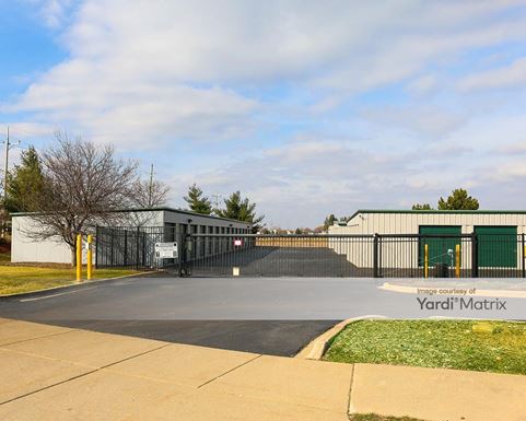 Source URL: https://cdnsc.rentcafe.com/dmslivecafe/3/1070656/1070656-1-5.jpg?width=-1&height=385&quality=80