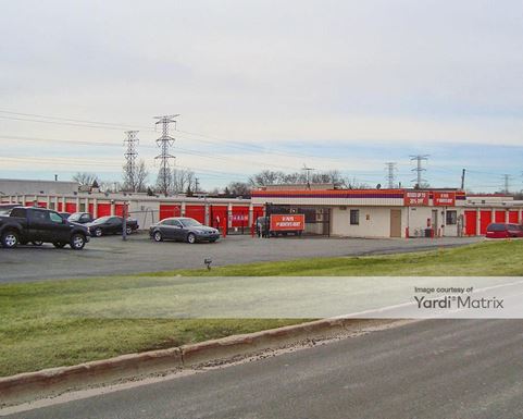 Source URL: https://cdnsc.rentcafe.com/dmslivecafe/3/1070670/1070670-1-2.jpg?width=-1&height=385&quality=80