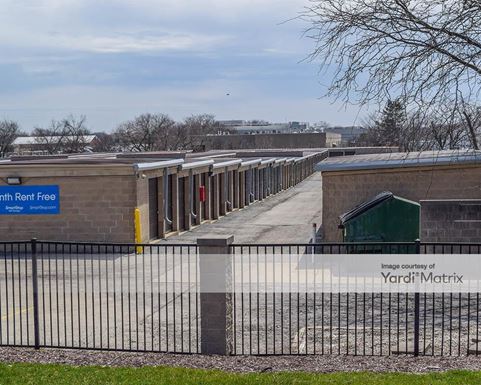 Source URL: https://cdnsc.rentcafe.com/dmslivecafe/3/1070697/1070697-1-3.jpg?width=-1&height=385&quality=80