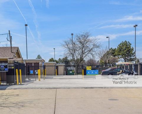 Source URL: https://cdnsc.rentcafe.com/dmslivecafe/3/1070697/1070697-1-4.jpg?width=-1&height=385&quality=80