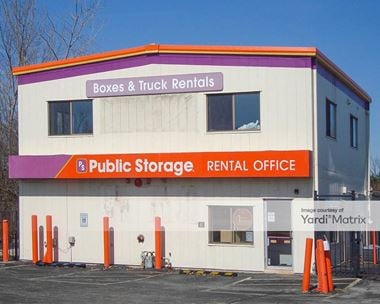 Storage Units for Rent available at 4100 East Main Street, Saint Charles, IL 60174