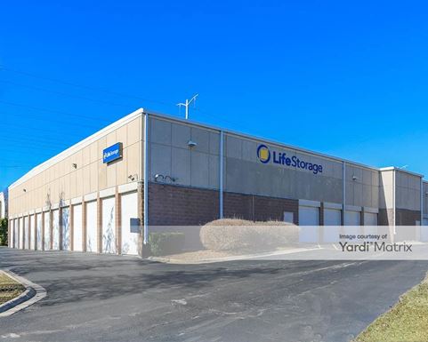 Source URL: https://cdnsc.rentcafe.com/dmslivecafe/3/1070746/1070746-1-4.jpg?width=-1&height=385&quality=80