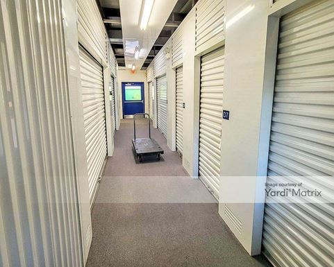 Source URL: https://cdnsc.rentcafe.com/dmslivecafe/3/1070748/1070748-1-5.jpg?width=-1&height=385&quality=80