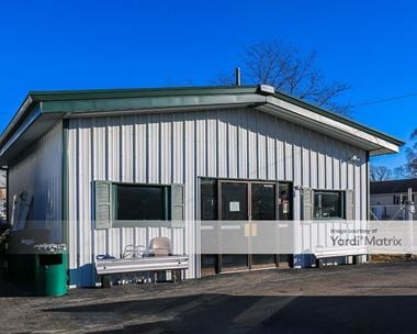 Storage Units for Rent available at 1504 14th Street, Waukegan, IL 60085