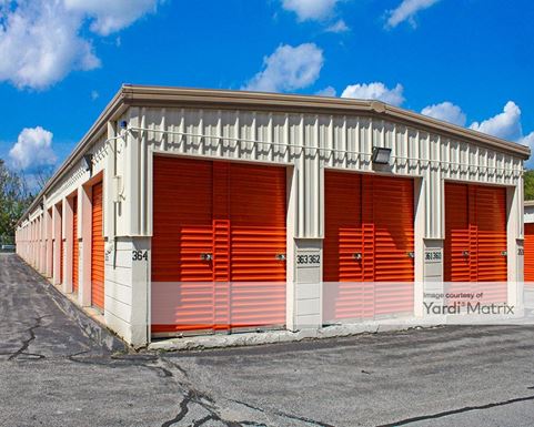 Source URL: https://cdnsc.rentcafe.com/dmslivecafe/3/1070817/1070817-1-4.jpg?width=-1&height=385&quality=80