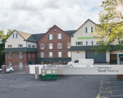 Source URL: https://cdnsc.rentcafe.com/dmslivecafe/3/1070819/1070819-1-2.jpg?width=-1&height=385&quality=80