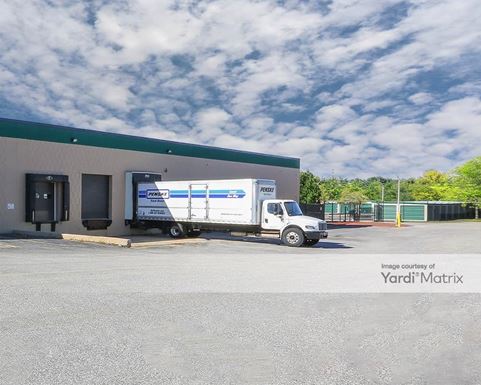 Source URL: https://cdnsc.rentcafe.com/dmslivecafe/3/1070823/1070823-1-2.jpg?width=-1&height=385&quality=80