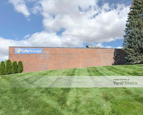 Source URL: https://cdnsc.rentcafe.com/dmslivecafe/3/1070823/1070823-1-3.jpg?width=-1&height=385&quality=80