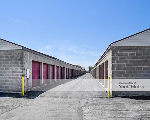 Source URL: https://cdnsc.rentcafe.com/dmslivecafe/3/1070863/1070863-1-3.jpg?width=-1&height=385&quality=80