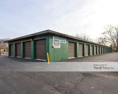Storage Units for Rent available at 9521 Indianapolis Blvd, Highland, IN 46322