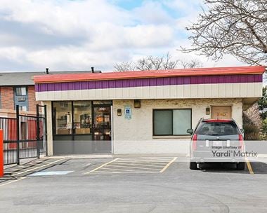 Storage Units for Rent available at 2901 Touhy Avenue, Elk Grove Village, IL 60007