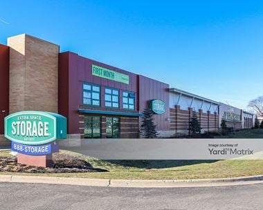 Storage Units for Rent available at 1170 North Skokie Hwy, Gurnee, IL 60031