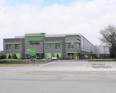Storage Units for Rent available at 1750 West Central Road, Mount Prospect, IL 60056