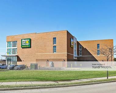 Storage Units for Rent available at 847 Deerfield Pkwy, Buffalo Grove, IL 60089