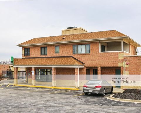 Source URL: https://cdnsc.rentcafe.com/dmslivecafe/3/1070945/1070945-1-3.jpg?width=-1&height=385&quality=80