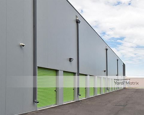 Source URL: https://cdnsc.rentcafe.com/dmslivecafe/3/1070978/1070978-1-3.jpg?width=-1&height=385&quality=80