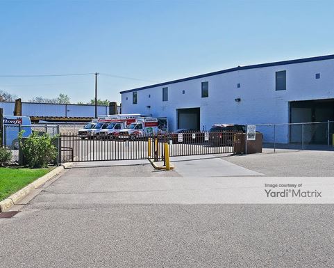 Source URL: https://cdnsc.rentcafe.com/dmslivecafe/3/1070987/1070987-1-5.jpg?width=-1&height=385&quality=80