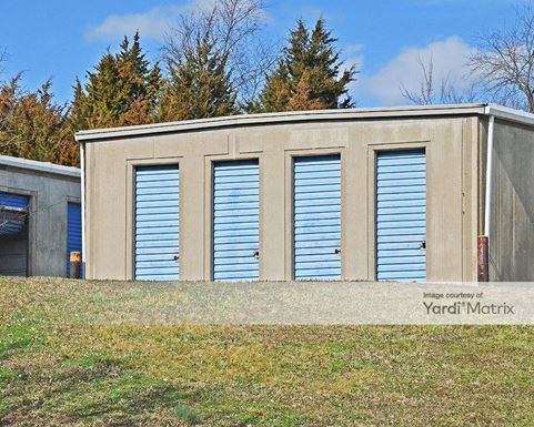 Source URL: https://cdnsc.rentcafe.com/dmslivecafe/3/1071003/1071003-1-3.jpg?width=-1&height=385&quality=80