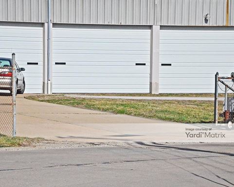 Source URL: https://cdnsc.rentcafe.com/dmslivecafe/3/1071003/1071003-1-4.jpg?width=-1&height=385&quality=80