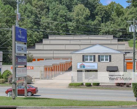 Source URL: https://cdnsc.rentcafe.com/dmslivecafe/3/1071018/1071018-1-3.jpg?width=-1&height=385&quality=80