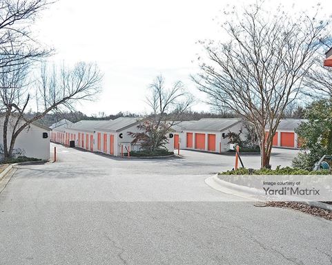 Source URL: https://cdnsc.rentcafe.com/dmslivecafe/3/1071023/1071023-1-4.jpg?width=-1&height=385&quality=80