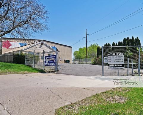 Source URL: https://cdnsc.rentcafe.com/dmslivecafe/3/1071045/1071045-1-3.jpg?width=-1&height=385&quality=80