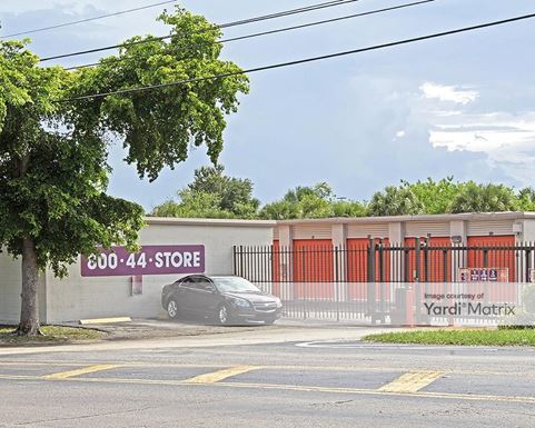 Source URL: https://cdnsc.rentcafe.com/dmslivecafe/3/1071078/1071078-1-5.jpg?width=-1&height=385&quality=80