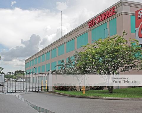 Source URL: https://cdnsc.rentcafe.com/dmslivecafe/3/1071091/1071091-1-2.jpg?width=-1&height=385&quality=80