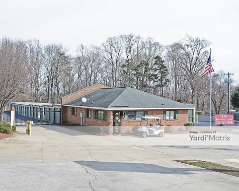 Source URL: https://cdnsc.rentcafe.com/dmslivecafe/3/1071113/1071113-1-2.jpg?width=-1&height=385&quality=80