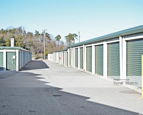 Source URL: https://cdnsc.rentcafe.com/dmslivecafe/3/1071128/1071128-1-4.jpg?width=-1&height=385&quality=80