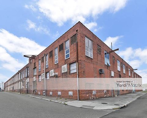 Source URL: https://cdnsc.rentcafe.com/dmslivecafe/3/1071141/1071141-1-2.jpg?width=-1&height=385&quality=80