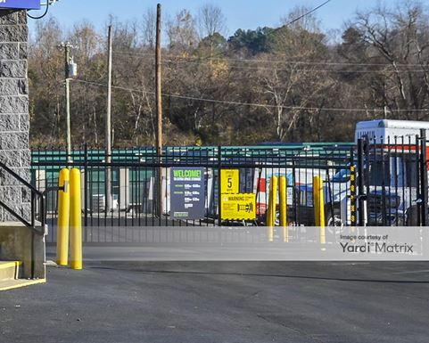 Source URL: https://cdnsc.rentcafe.com/dmslivecafe/3/1071151/1071151-1-5.jpg?width=-1&height=385&quality=80