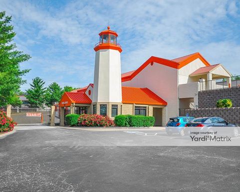 Source URL: https://cdnsc.rentcafe.com/dmslivecafe/3/1071174/1071174-1-3.jpg?width=-1&height=385&quality=80