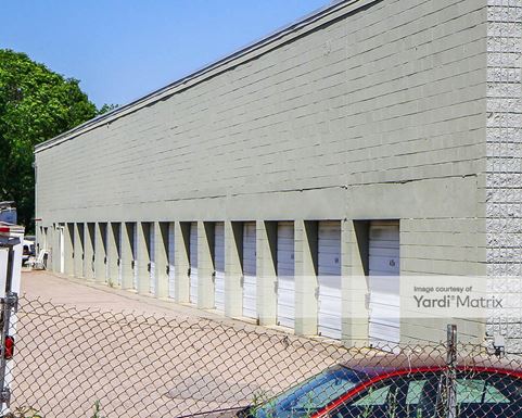 Source URL: https://cdnsc.rentcafe.com/dmslivecafe/3/1071196/1071196-1-2.jpg?width=-1&height=385&quality=80