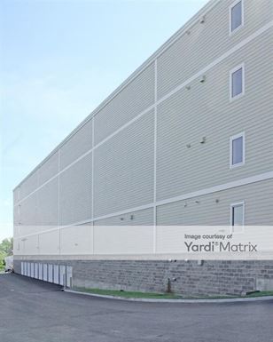 Source URL: https://cdnsc.rentcafe.com/dmslivecafe/3/1071204/1071204-1-2.jpg?width=-1&height=385&quality=80