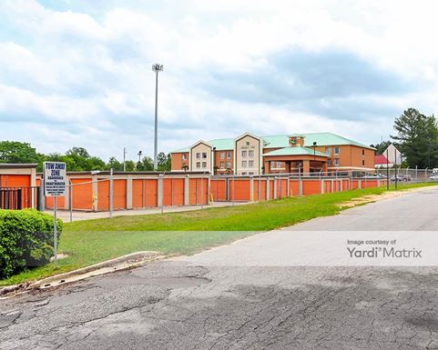 Source URL: https://cdnsc.rentcafe.com/dmslivecafe/3/1071225/1071225-1-3.jpg?width=-1&height=385&quality=80