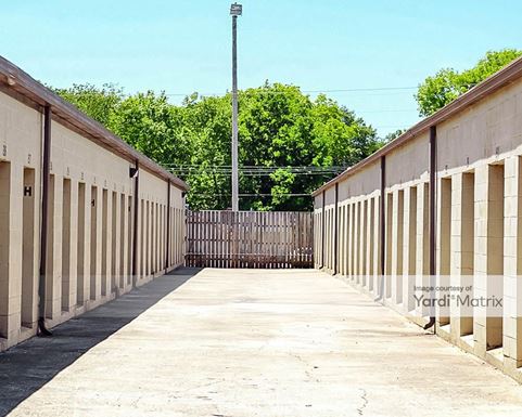 Source URL: https://cdnsc.rentcafe.com/dmslivecafe/3/1071229/1071229-1-3.jpg?width=-1&height=385&quality=80